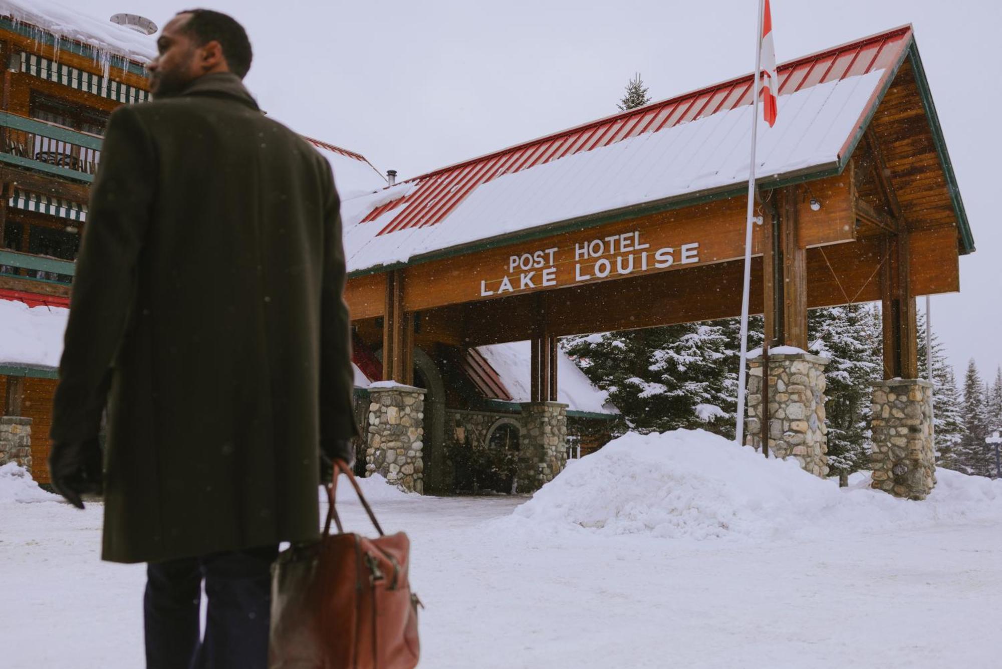 Post Hotel & Spa Lake Louise Exteriör bild